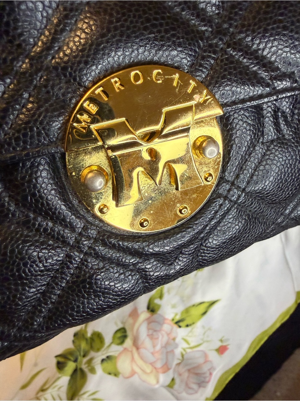 Metrocity Italy Quilted Leather Crossbody Bag – Black & Gold - Picture 16 of 16